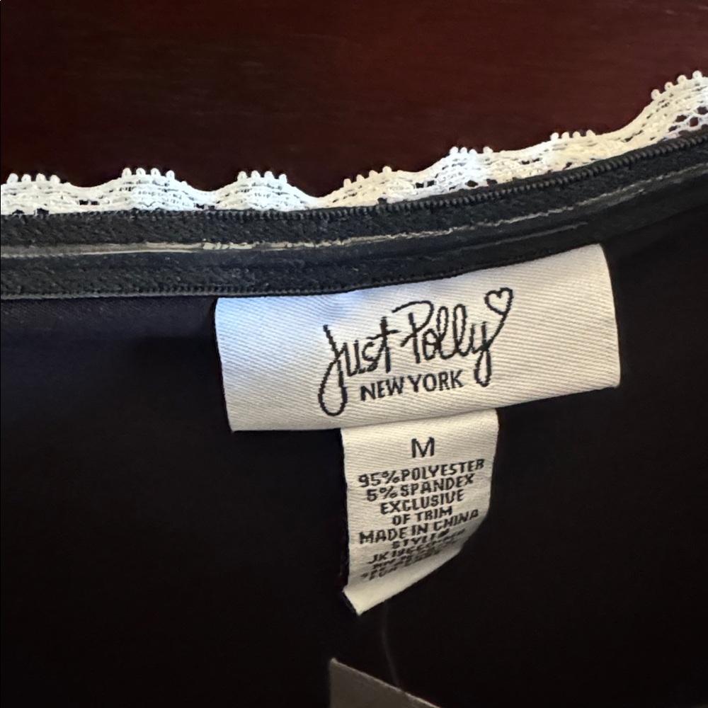 Just Polly Women’s Medium Black Long-Sleeve Off-Shoulder Top with Lace Trim NWT - Picture 4 of 5